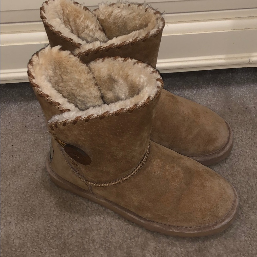 Lamo boots